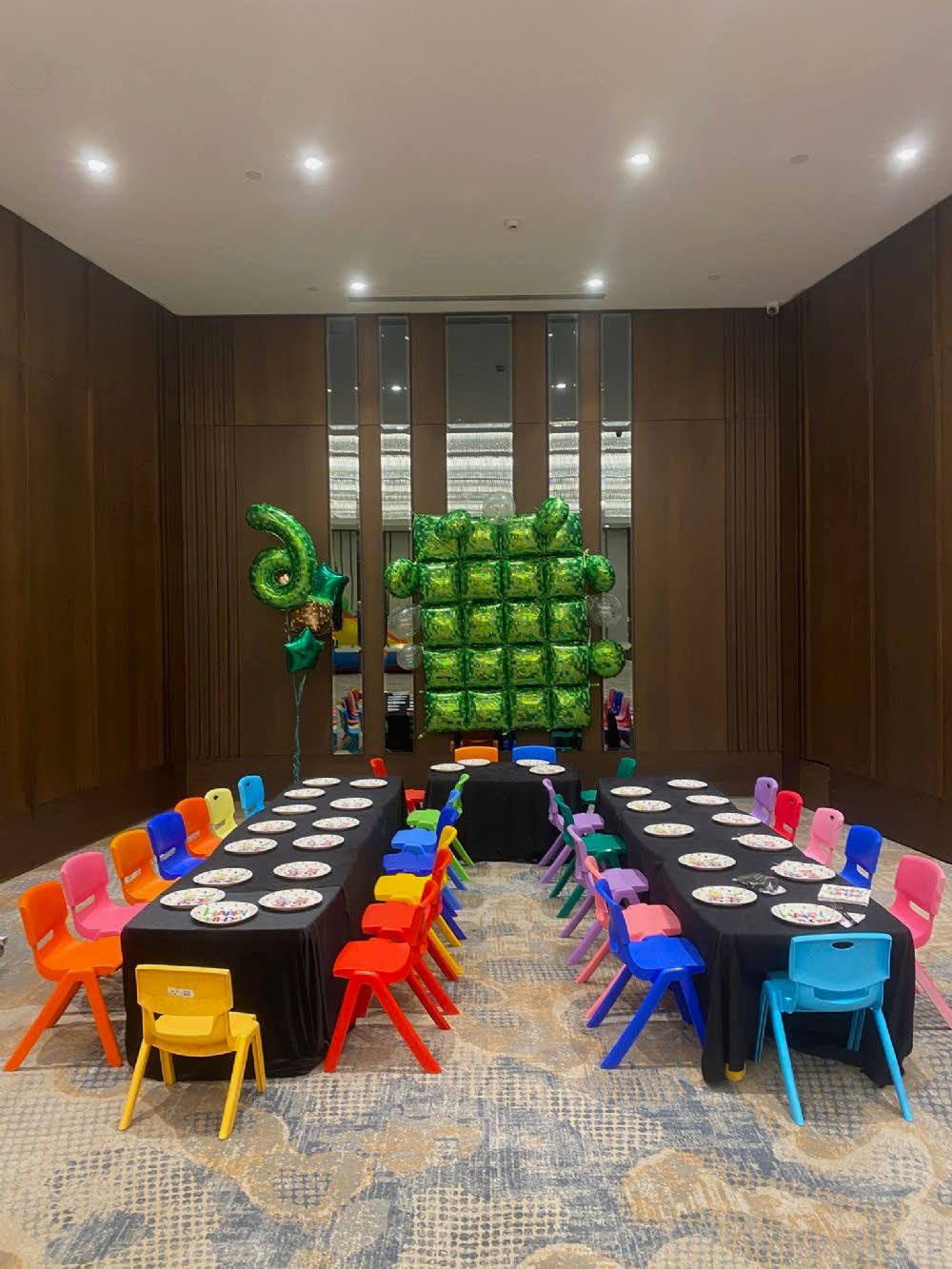 ÇOCUK MASA SANDALYE KİRALAMA